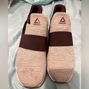 Reebok Memory tech Purple/lilac Stretch EUC